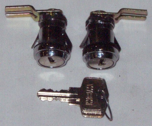 mgb-bhh972-3 Door lock set w/keys pair 1967-80